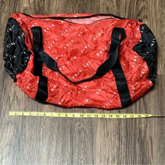 PINK Victoria’s Secret Red White and Black Duffle Bag - Picture 3 of 9